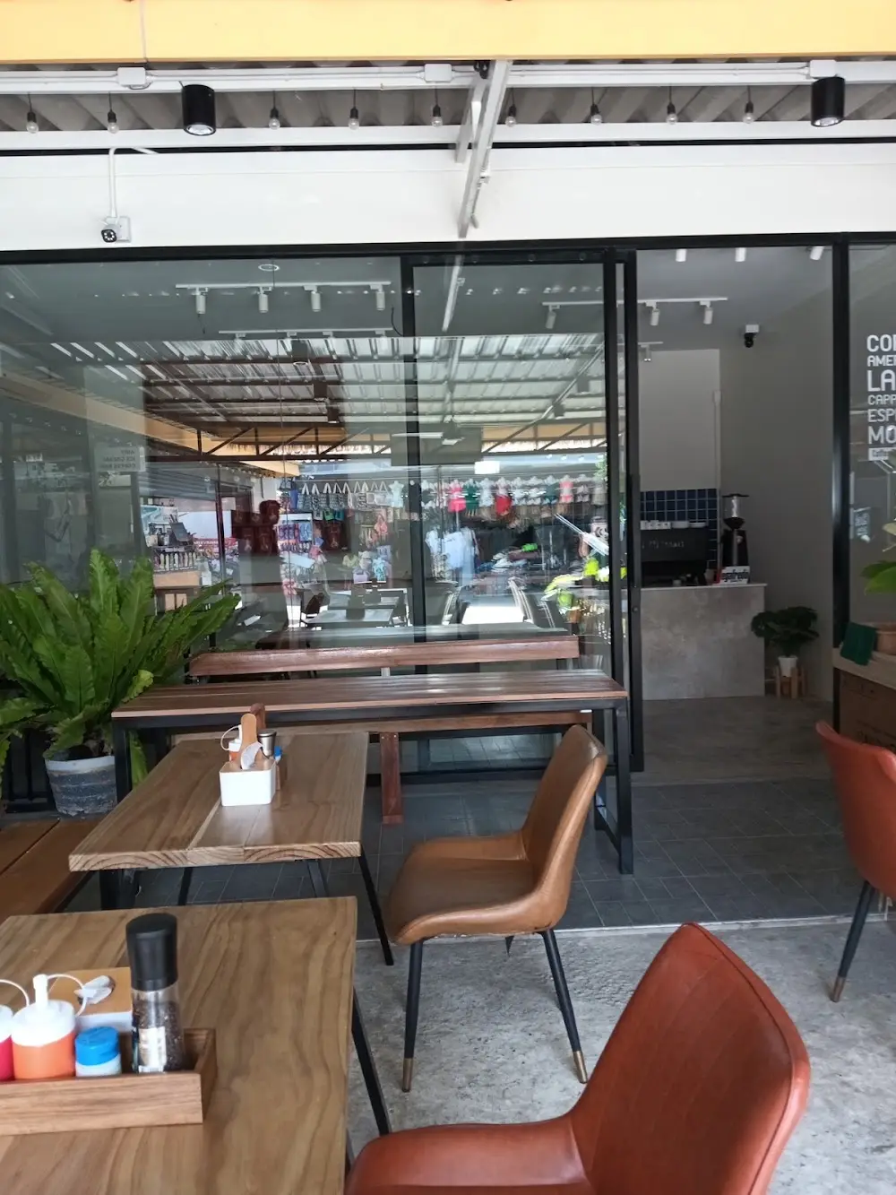 Brew 96° Coffee & Restaurant Halal