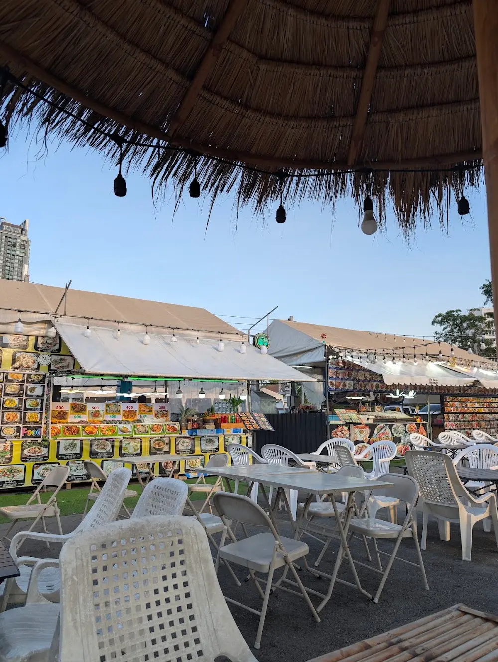 Halal Food (Local Thai Cuisine)