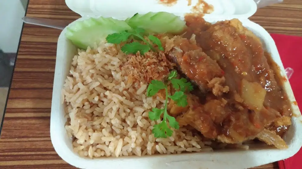 Halal Kitchen CMU MED-MAHARAJ NAKORN HOSPITAL