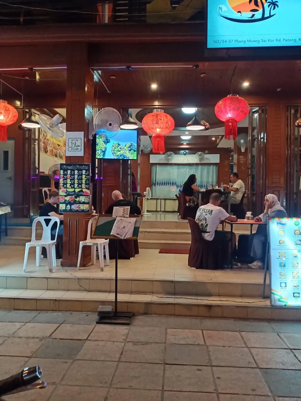 Oasis Seafood Halal Restaurant