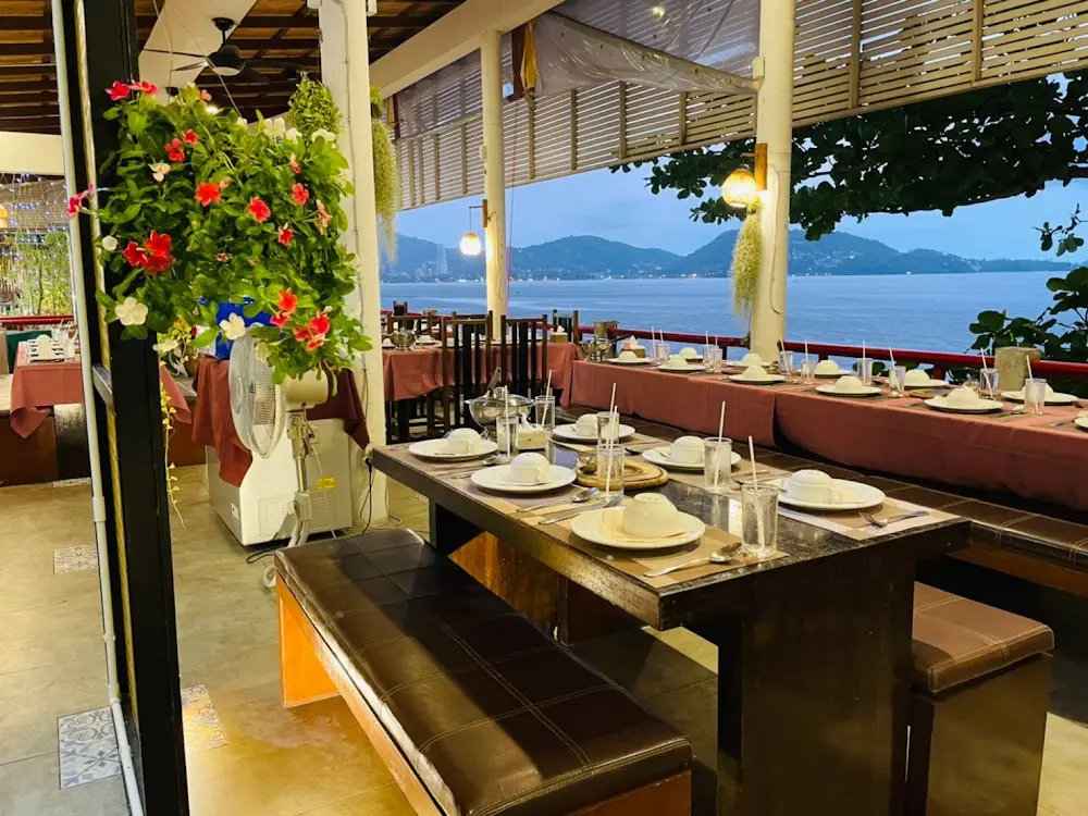 Pantai Seaview Restaurant Halal Food