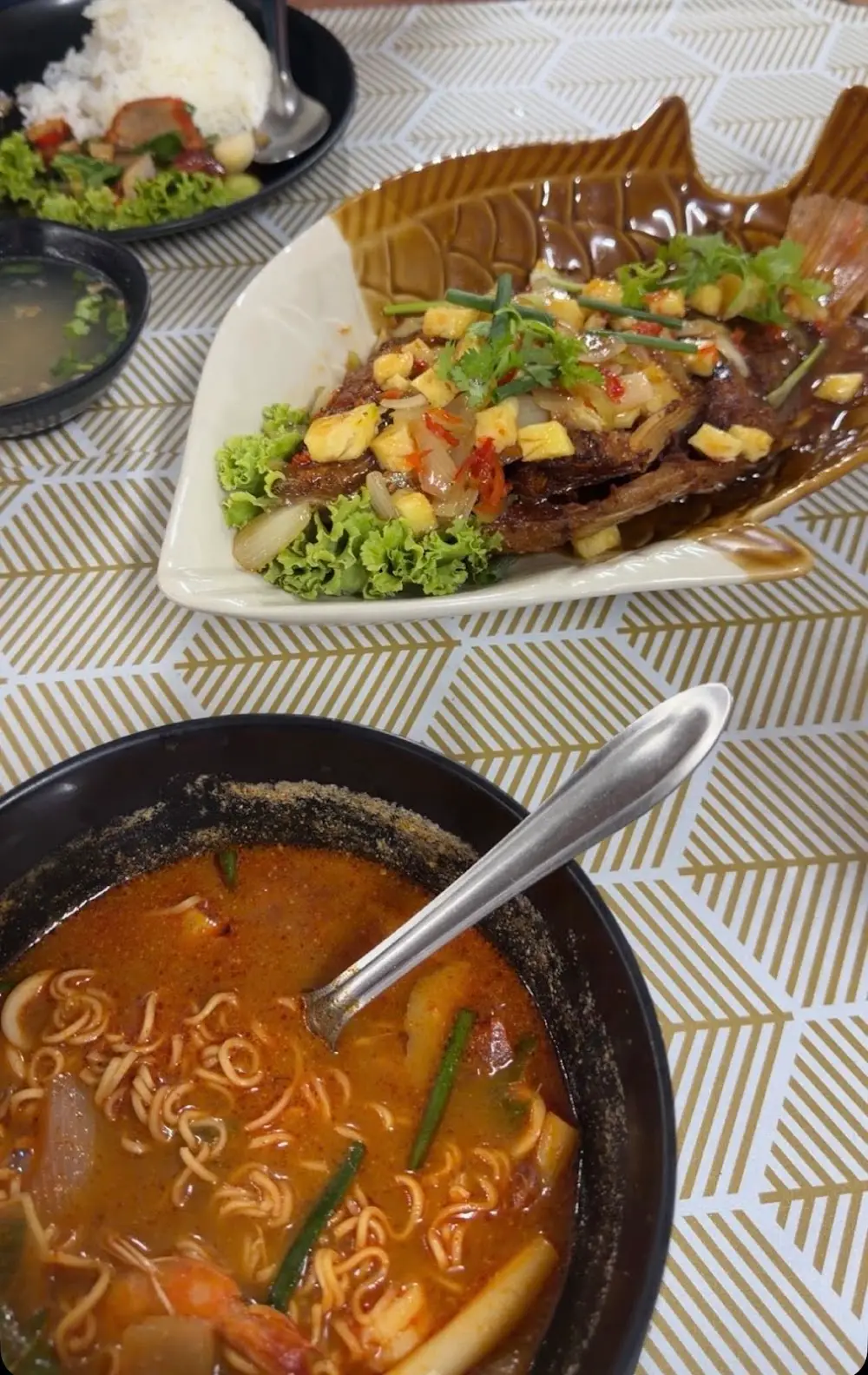 TNR ครัวตานี ฮาลาล