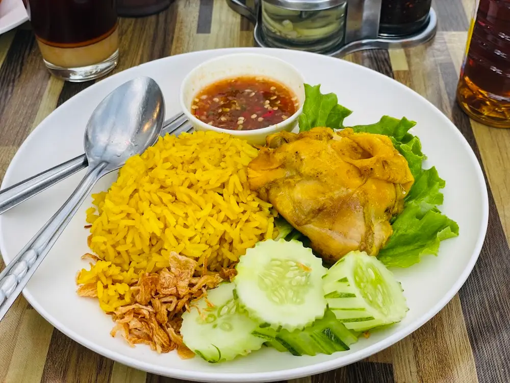 IKROM HALAL FOODS (MOTORWAY )