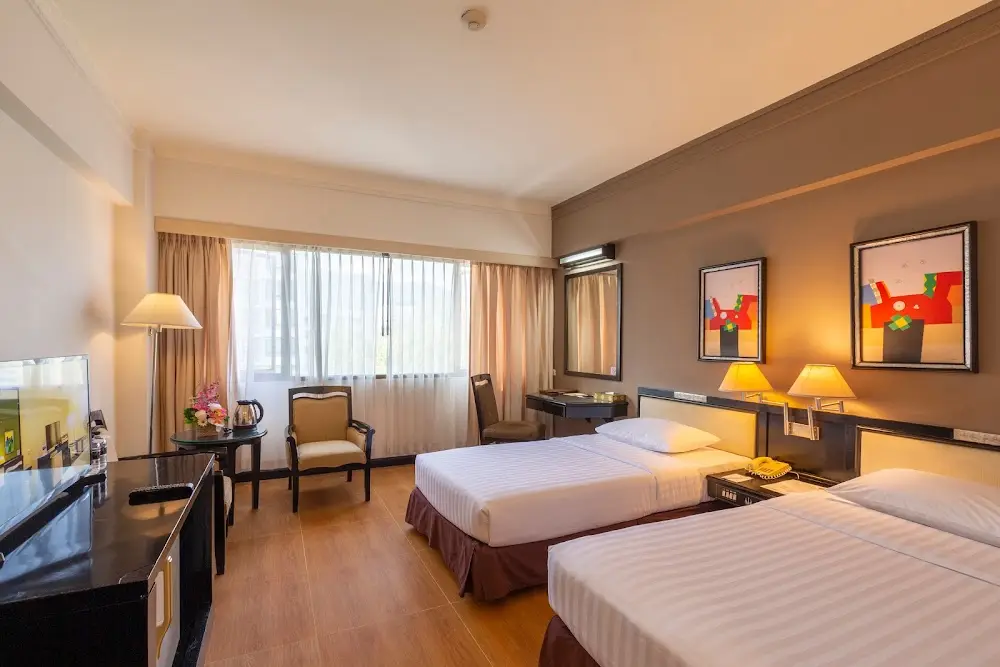 Chiang Mai Hill Hotel