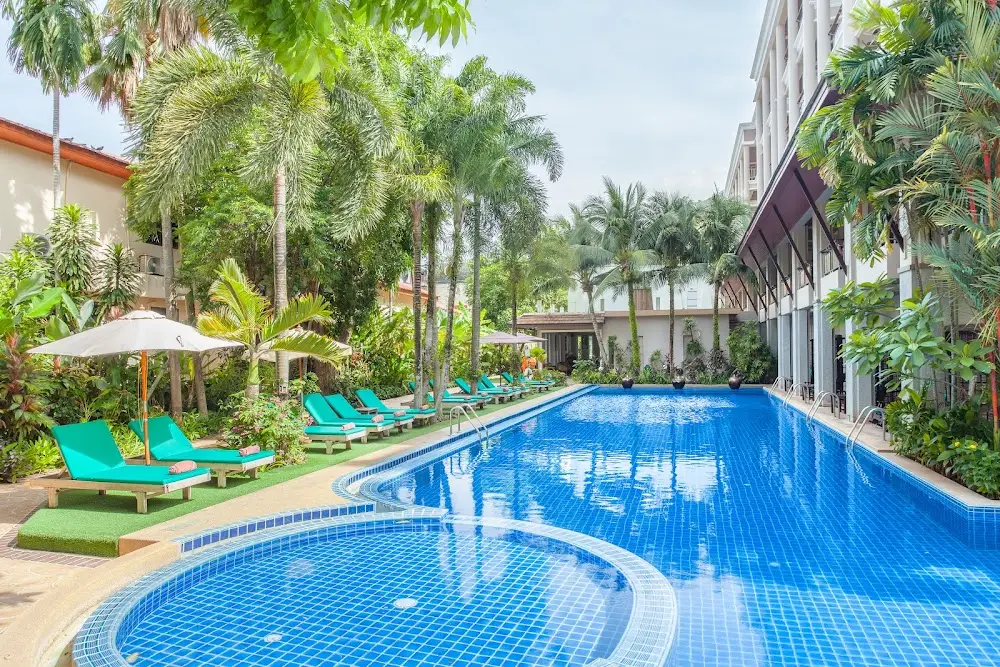 Thanthip Beach Resort Patong
