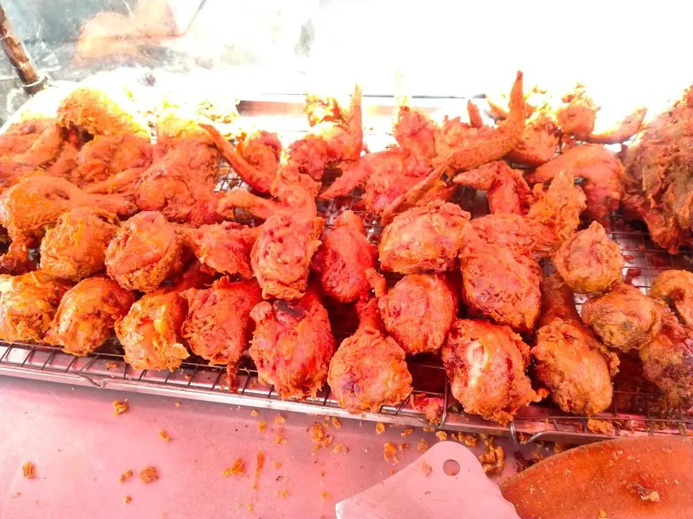 บังมังไก่ทอดหาดใหญ่(ฮาลาล)